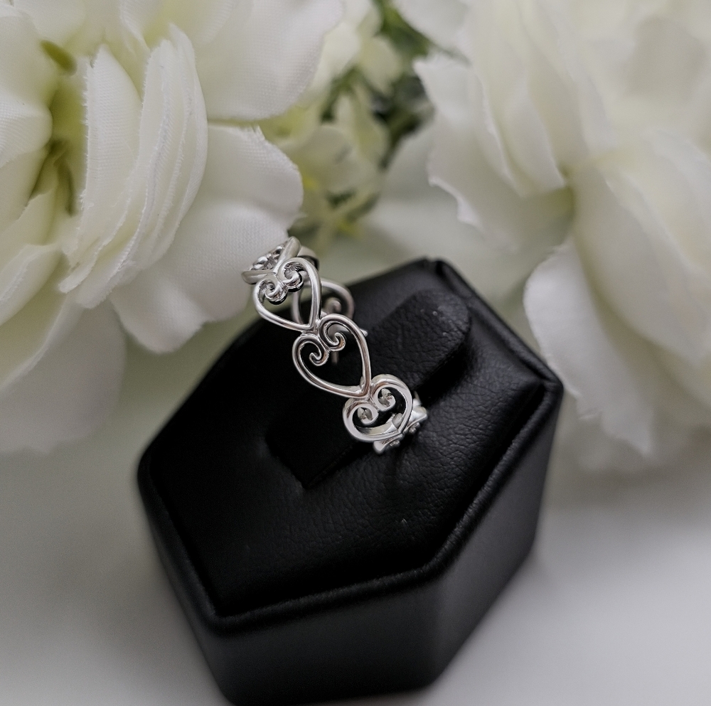 🥰 ENDLESS LOVE STERLING SILVER RING - Picture 8 of 8